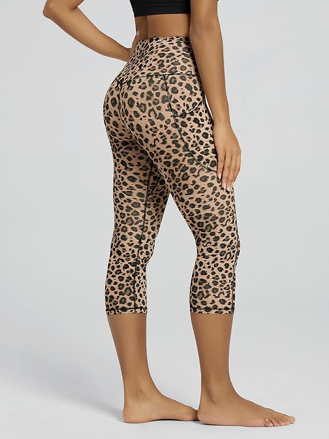 ODODOS Women's High Waisted Yoga Capris with Pockets, Tummy Control Non See Through Workout Athletic Running Capri Leggings