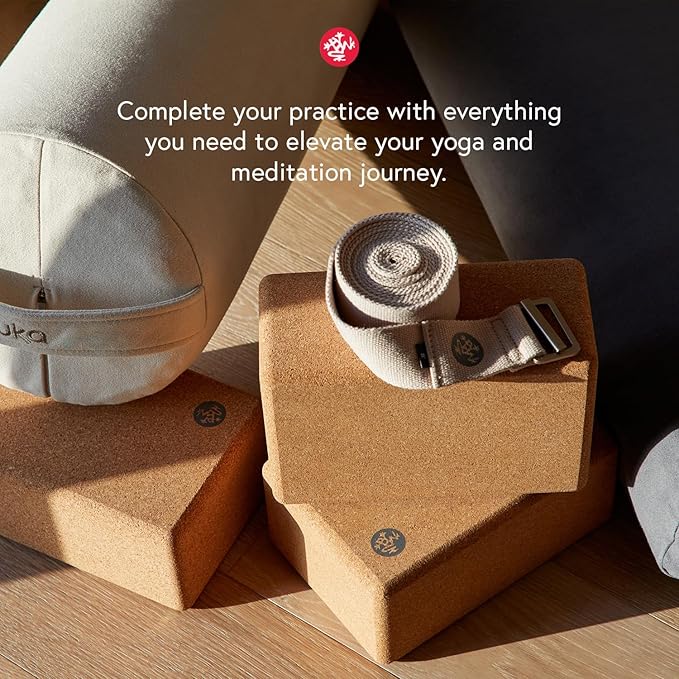 Manduka PRO Yoga Mat – Premium 6mm Thick Mat, High Performance Grip, Ultra Dense Cushioning for Support and Stability in Yoga, Pilates, Gym and Any General Fitness