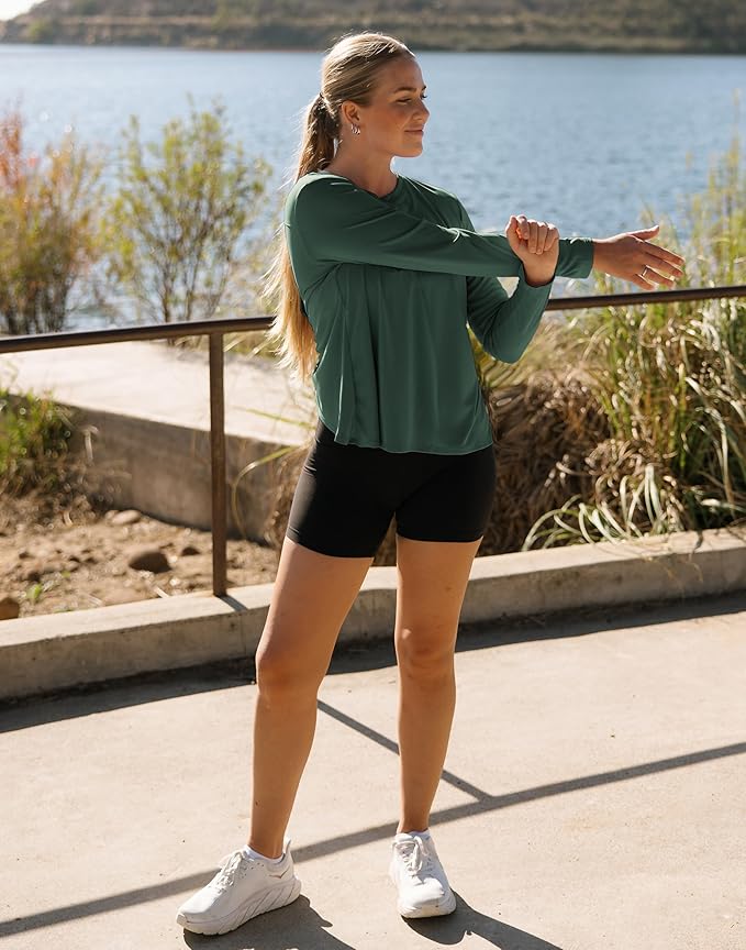 SANTINY Women's Lightweight Long Sleeve Workout Tops Split Back Gym Running Hiking Athletic Shirt Quick Dry UPF 50+ Sun Shirt