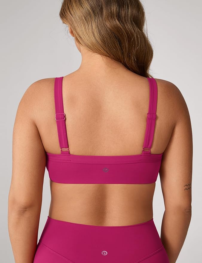 UNISSU Hugcurve Adjustable Sports Bra Square Neck Wireless Padded Yoga Workout Tops