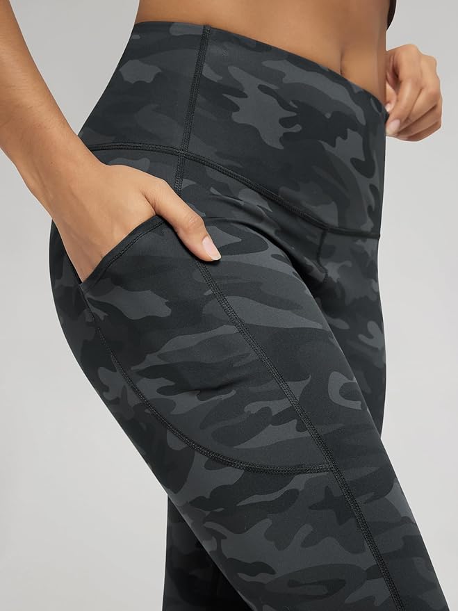 ODODOS Women's High Waisted Yoga Capris with Pockets, Tummy Control Non See Through Workout Athletic Running Capri Leggings