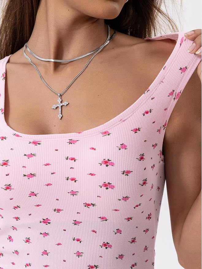 Danysu Women Rib Tank Top Padded Workout Top Square Neck Crop Tank Fitted Basic Cami Tops