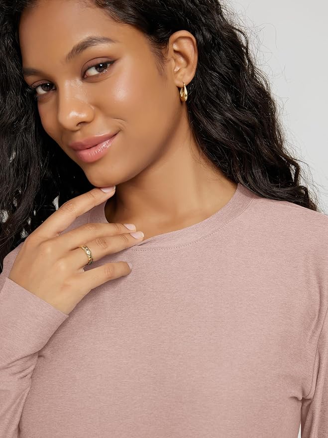 ODODOS Women's Long Sleeve Crewneck Tee - Ultra-Soft odSTRATUM Tech Performance T-Shirts UPF 50+ Daily Pullover Tops