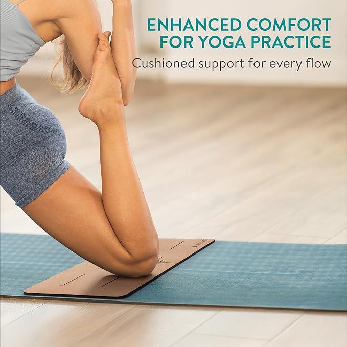 Navaris Cork Yoga Knee Pad - Non Slip for Exercise Mats - 0.2" (6mm) Extra Thick Yoga Mat Padding for Pilates & Home Exercise Mat - Travel Lightweight & Rollable - For Men & Women