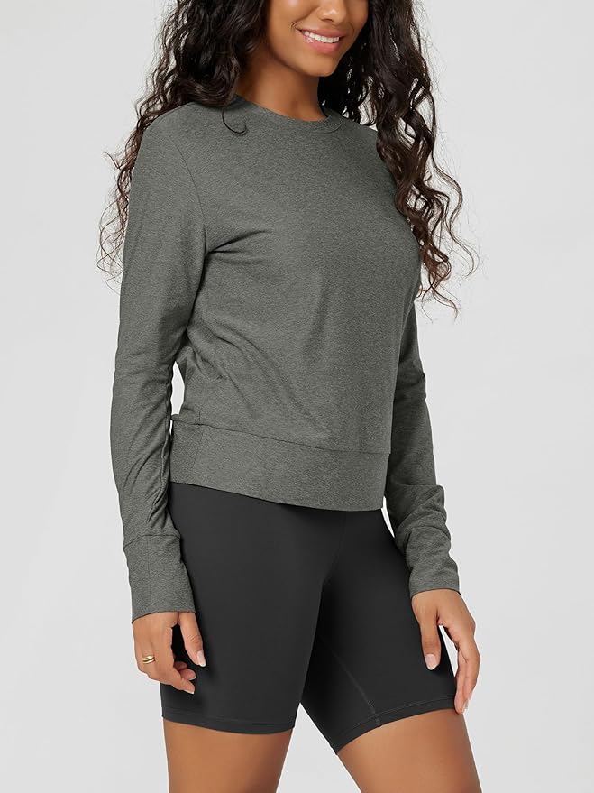 ODODOS Women's Long Sleeve Crewneck Tee - Ultra-Soft odSTRATUM Tech Performance T-Shirts UPF 50+ Daily Pullover Tops