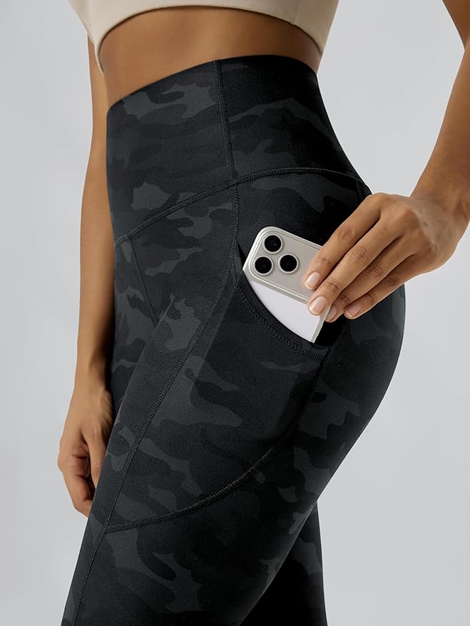 ODODOS Women's High Waisted Yoga Capris with Pockets, Tummy Control Non See Through Workout Athletic Running Capri Leggings