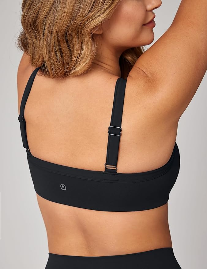 UNISSU Hugcurve Adjustable Sports Bra Square Neck Wireless Padded Yoga Workout Tops